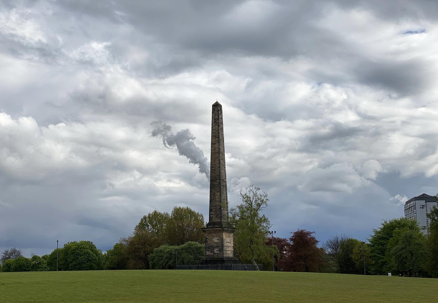 Obelisk, Clouds